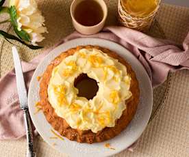 Orangen-Guglhupf mit Frosting