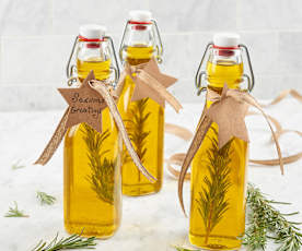 Ulei infuzat cu lămâie și rozmarin