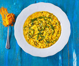 Risotto alla curcuma e agretti