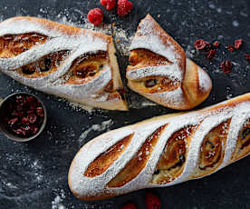 蔓越莓芝士软欧包