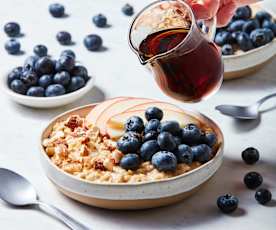 Maple Oatmeal with Apples and Blueberries