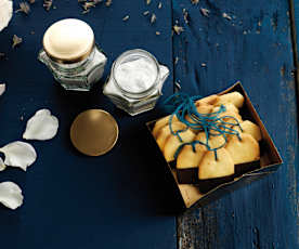 Bolachas "sacos de chá" e açúcares aromatizados