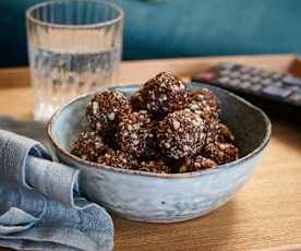 Cashew-Feigen-Bällchen