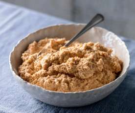 Salsa alla paprika, lime e noce brasiliana