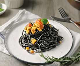 咸蛋黄小龙虾墨鱼意面