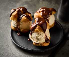 Profiteroles