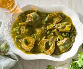 Alcachofas con habitas al azafrán