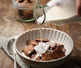 Cinnamon Crunch Cereal with Dairy-free Milk