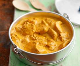 Maślany kurczak ze śmietaną (butter chicken)