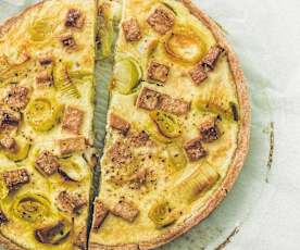 Tarte aux poireaux et tofu fumé