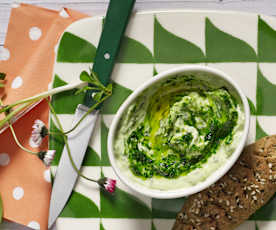 Bärlauch-Leinölaufstrich