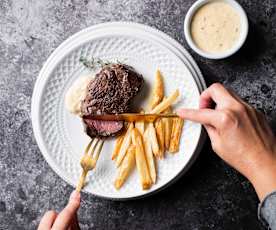 Solomillo de ternera poco hecho al vacío con salsa bearnesa