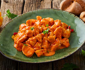 Bocconcini di pollo in salsa di peperoni
