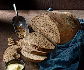 Καρυδόψωμο