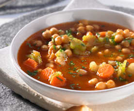 Minestrone mit Kichererbsen