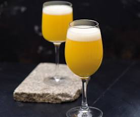 Bellini - brzoskwiniowy koktajl musujący