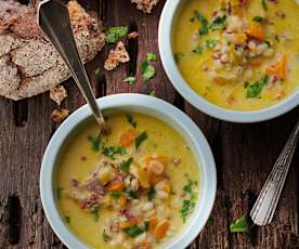 Soupe de légumes, orge et viande des Grisons