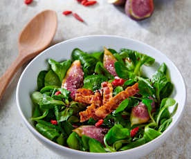 Insalata fichi, bacon e bacche di goji