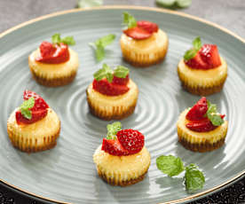 Mini cheesecaky s jahodami