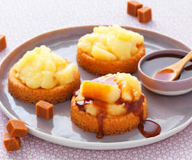 Tartelettes aux sablés bretons, pommes et caramel beurre salé