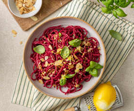 Spaghetti mit Rote-Rüben-Walnuss-Pesto