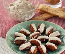 Bocaditos con relleno de rúcula, roquefort y nueces - Cookidoo