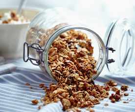 Kokos-Mandel-Granola