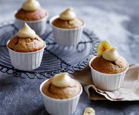 Banana cupcakes with peanut butter frosting