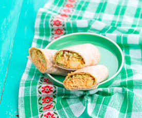 Lipii cu carne de pui și ananas