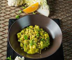 Fruchtig-scharfes Karfiol-Wirsing-Curry