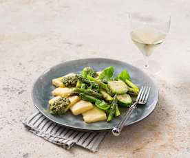 Semolina gnocchi with asparagus
