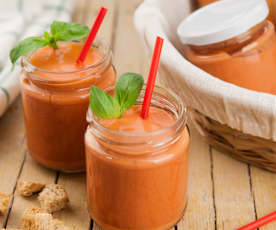 Gazpacho di pomodoro e basilico