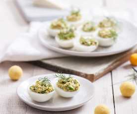 Jajka faszerowane ziołami