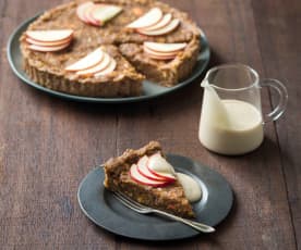 Raw apple pie