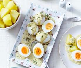 Senfeier mit Kartoffeln