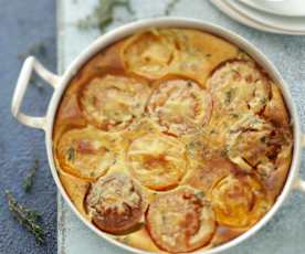 Clafoutis à la tomate, au miel et à la moutarde