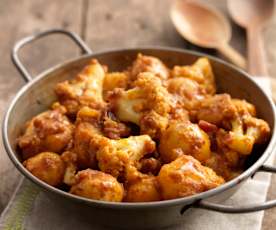 Aloo Gobi (Bombay Potatoes with Cauliflower)