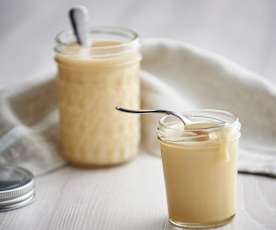 Sweetened condensed milk