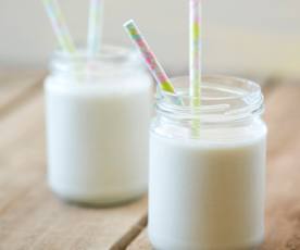 Coconut and Almond Milkshake