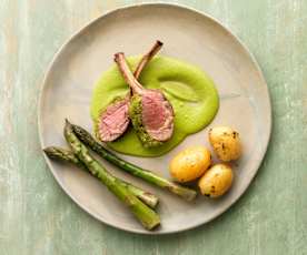 Herb Crusted Lamb with Pea Purée and Asparagus