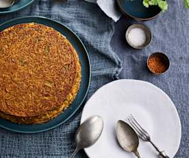Arroz com carne picada, feijão-verde e especiarias