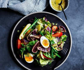 Tuna nicoise salad (gut health)