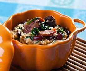 Arroz de enchidos e feijão