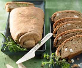 Stangenbrot mit Schafskäse