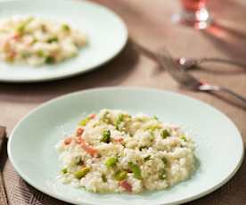 Arroz con beicon, habas y judías verdes