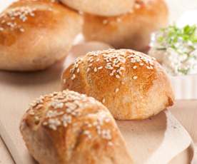 Joghurt-Brötchen mit Sesam