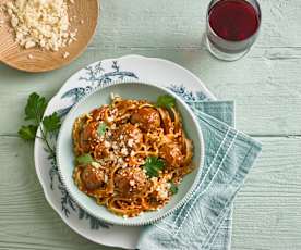 Hackbällchen in Rotwein-Sugo