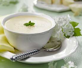 Jemná celerová polévka s ovesnými vločkami