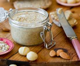 Nut and seed butter