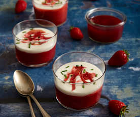 Salsa alle fragole con mousse di crescenza